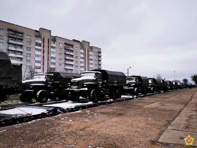 अधिक रूसी सैन्य उपकरण बेलारूस पहुंचे