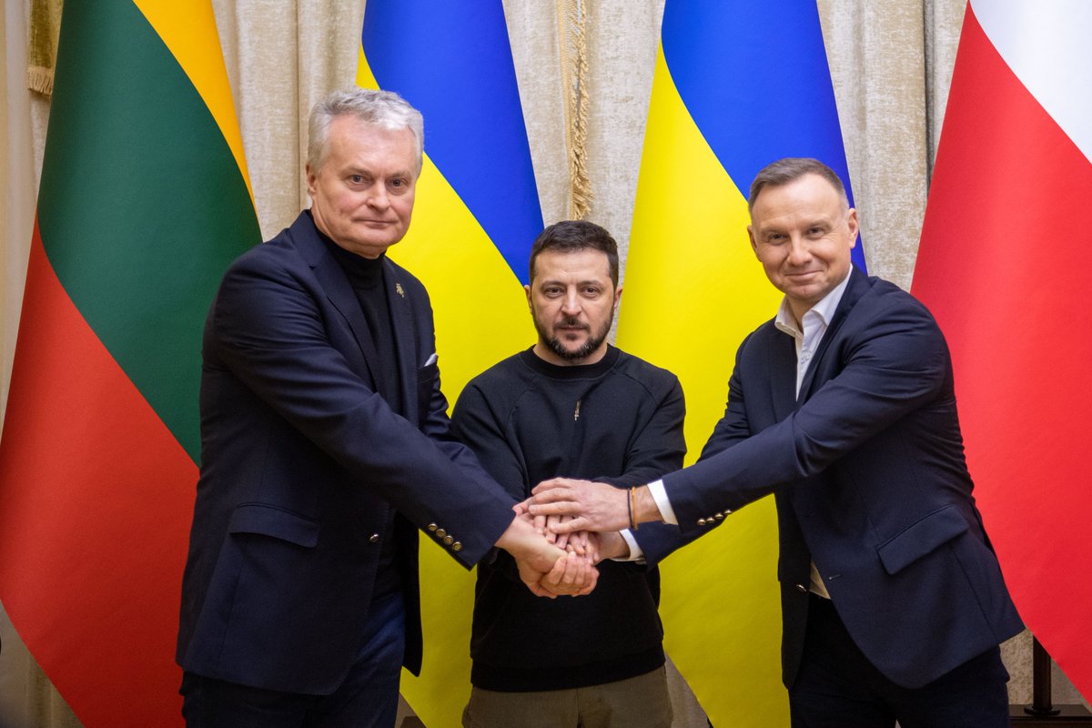 I presidenti di Lituania e Polonia fanno una visita inaspettata a Lviv