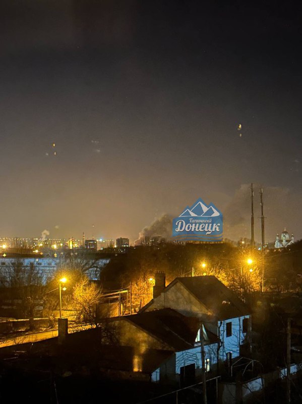 Gran explosión reportada en Donetsk en el antiguo edificio del cine Stal
