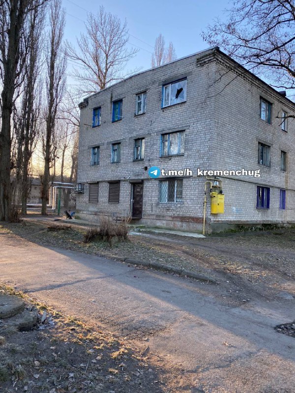 Daune în Kremenchuk după 2 lovituri de rachetă peste noapte