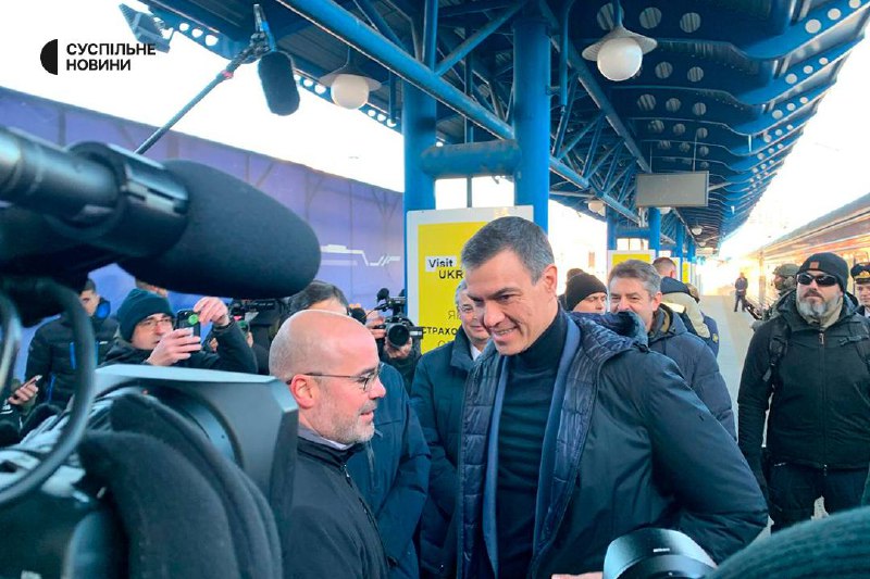 Premierul Spaniei Pedro Sanchez a sosit la Kyiv
