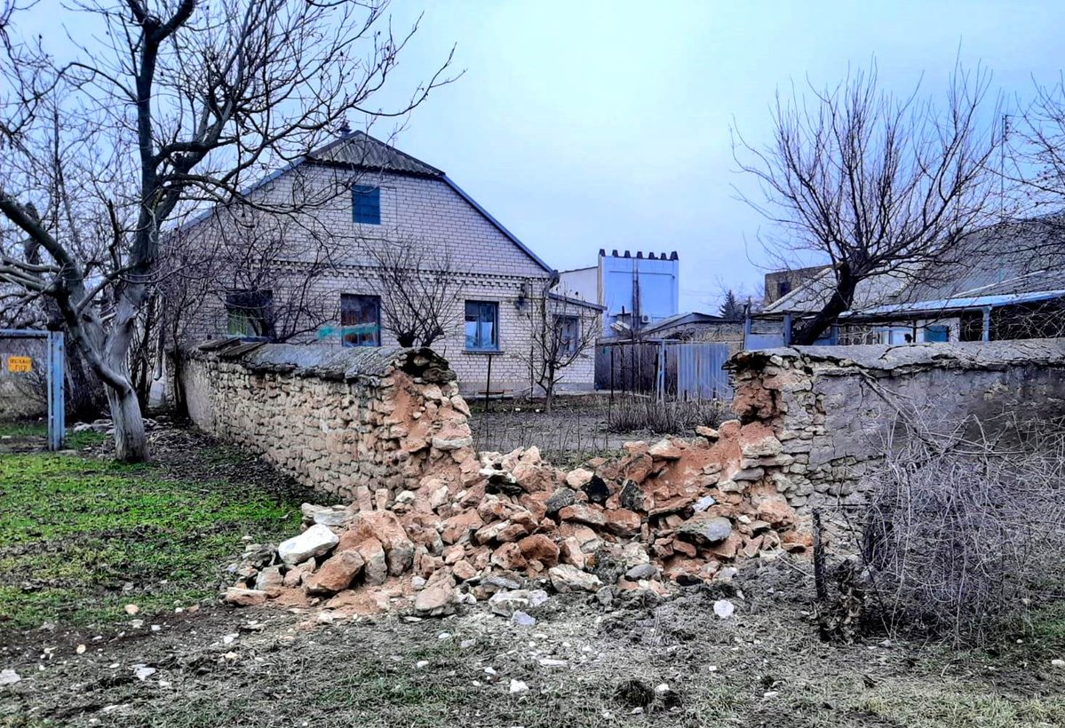 أضرار جسيمة وإصابات نتيجة القصف الروسي على منطقتي بريسلاف وخيرسون