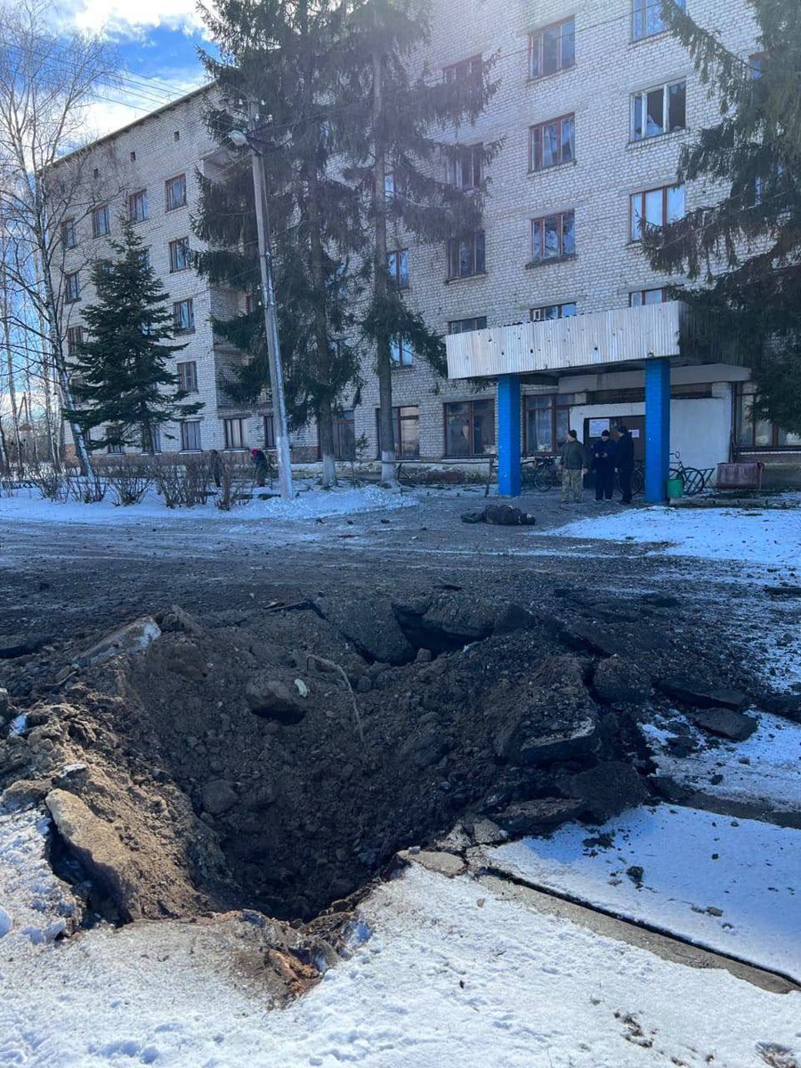1 Person getötet, 4 weitere verwundet infolge des russischen Raketenangriffs in Znob-Nowhorodske im Gebiet Sumy