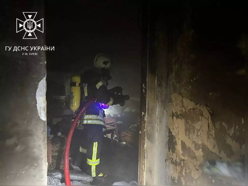 Greitoji pagalba: gaisras Kijevo Podilskio rajone, per kurį žuvo žmogus, nesusijęs su drono ataka