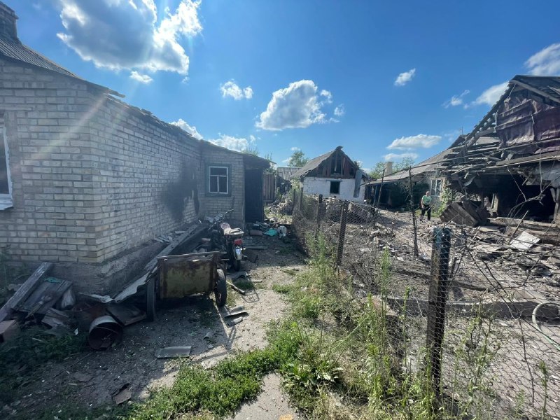 Dvoje djece je ubijeno kao rezultat ruskog granatiranja u selu Družba u općini Toretsk, još jedna osoba je ranjena