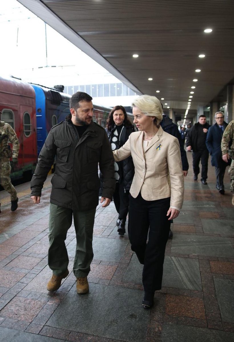 Președintele @EU_Commission, Ursula von der Leyen, se află în vizită la Kyiv