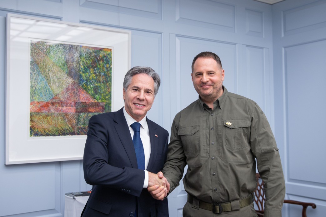 Șeful Biroului Președintelui Ucrainei, Yermak, sa întâlnit cu secretarul de stat Blinken