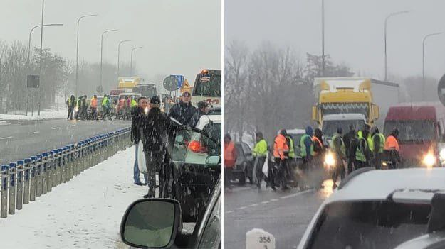 Ukrajinski vozači blokirali su ceste u Medyki i Przemyslu, tražeći da im se ukine blokada na granici s Ukrajinom