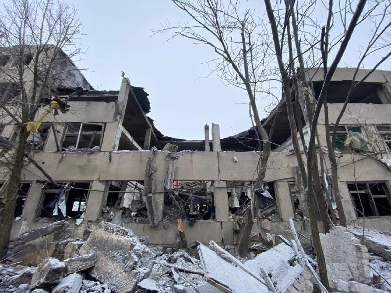 Škody v Myrnohrade v Doneckej oblasti v dôsledku ostreľovania dnes ráno