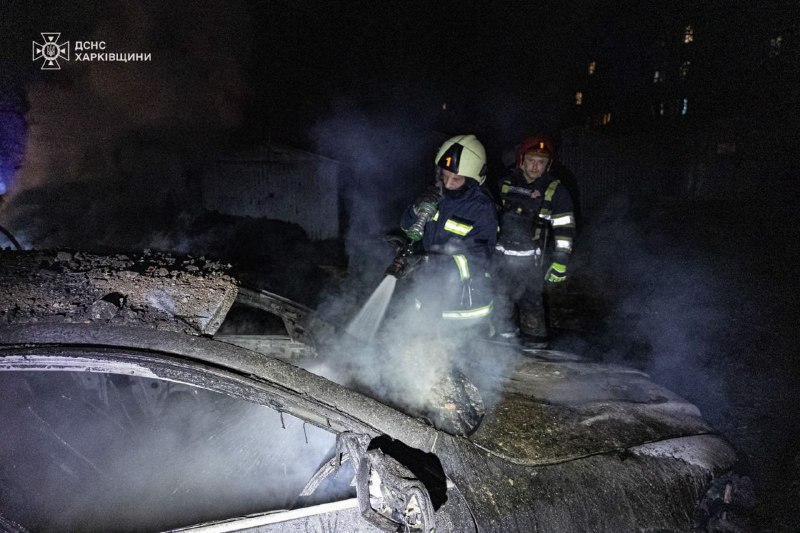 Πολλά οχήματα και κτίρια υπέστησαν ζημιές ως αποτέλεσμα της επίθεσης ρωσικών μη επανδρωμένων αεροσκαφών στο Χάρκοβο