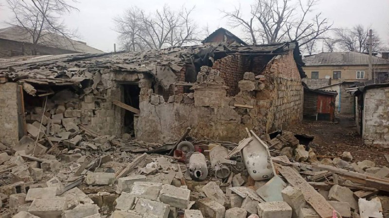 Оштећење у Хирнику у Доњецкој области као последица гранатирања