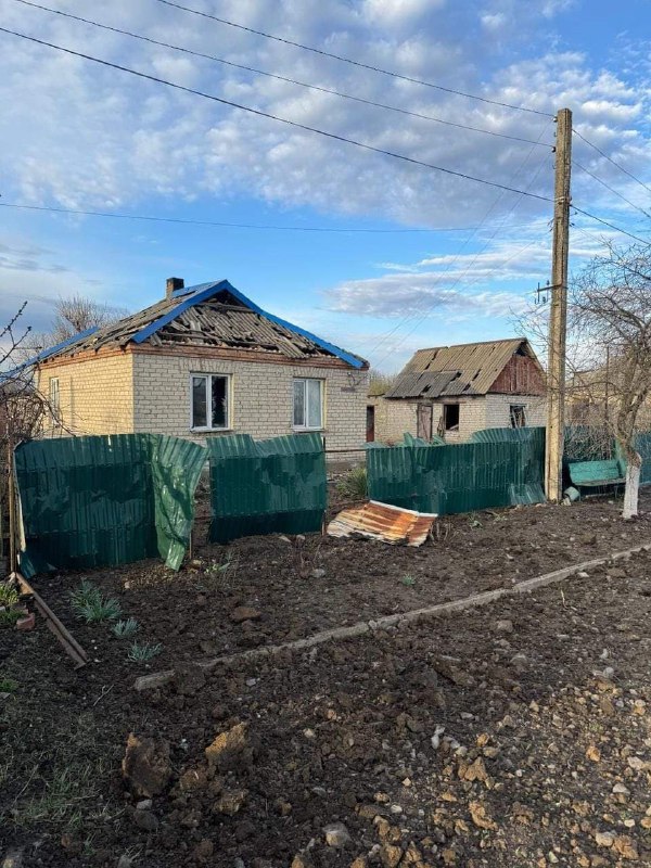 顿涅茨克州达赫内遭炮击造成的破坏