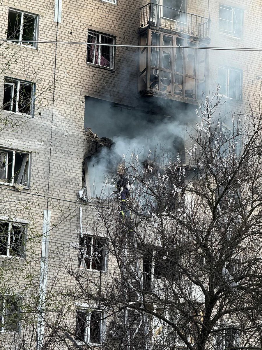 Τραυματίες από ρωσικούς βομβαρδισμούς στο Selydove της περιοχής του Ντόνετσκ