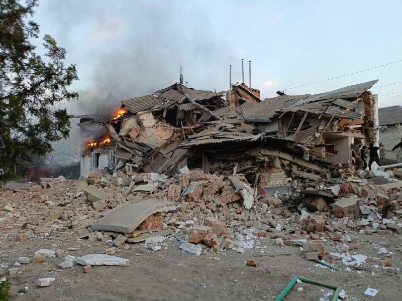 Razaranja kao posljedica jučerašnjeg bombardiranja Tokmaka