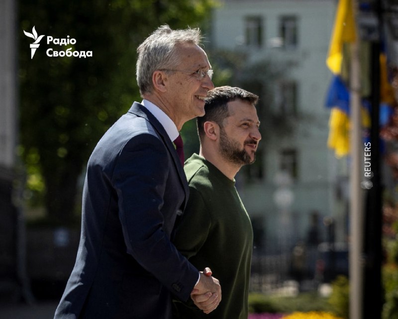 ینس استولتنبرگ دبیرکل ناتو در کیف با زلنسکی رئیس جمهور این کشور دیدار کرد