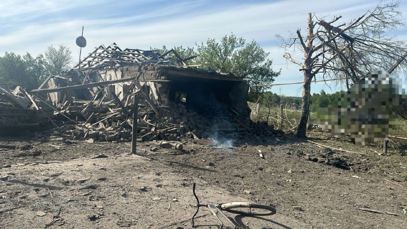 Schade in Selydove als gevolg van Russische luchtaanval