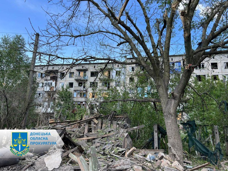 خسارت در Selydove در نتیجه بمباران روسیه