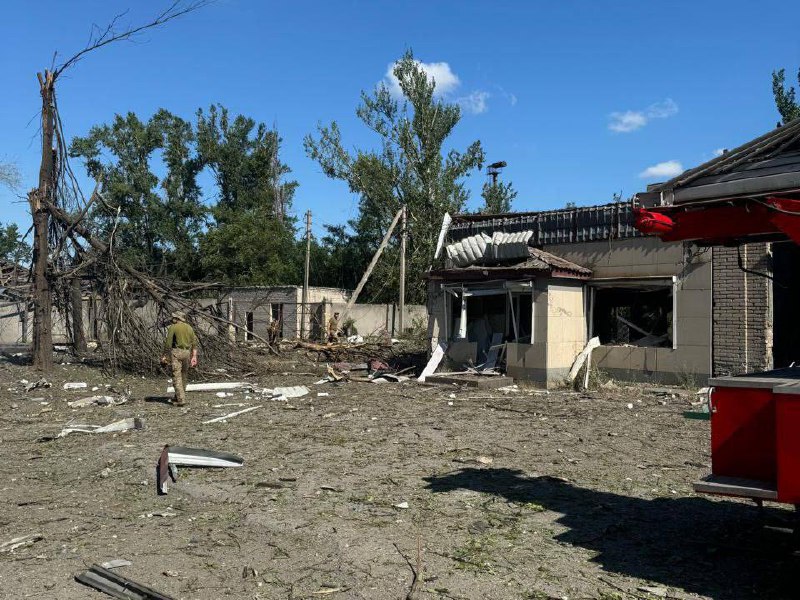 1 pessoa ferida em resultado de bombardeamento na aldeia de Yasenove, na comunidade de Pokrovsk
