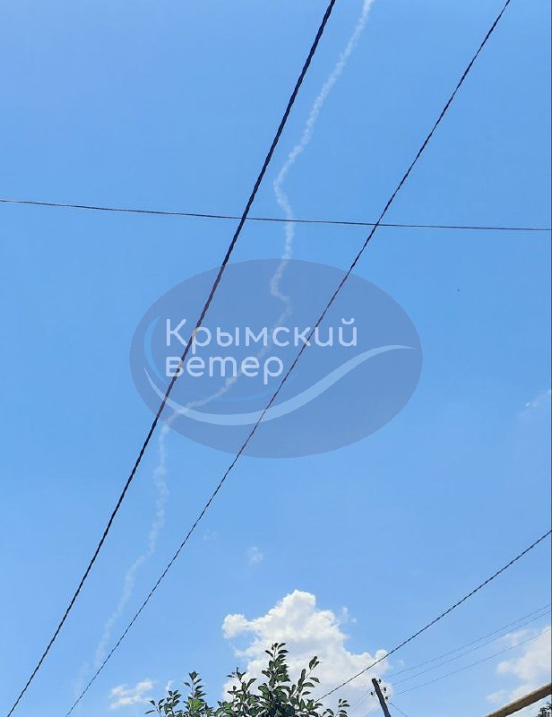 Lançamento de míssil da vila de Krasnodarka, no norte da Crimeia