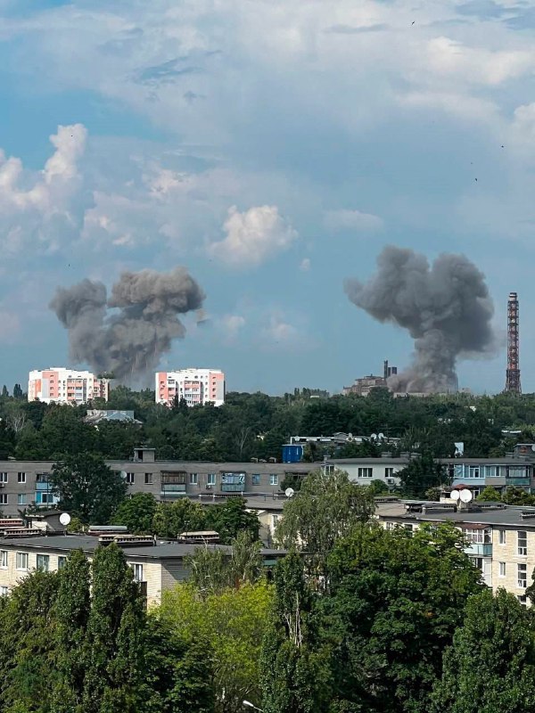 2 airstrikes with glide bombs reported in Kharkiv