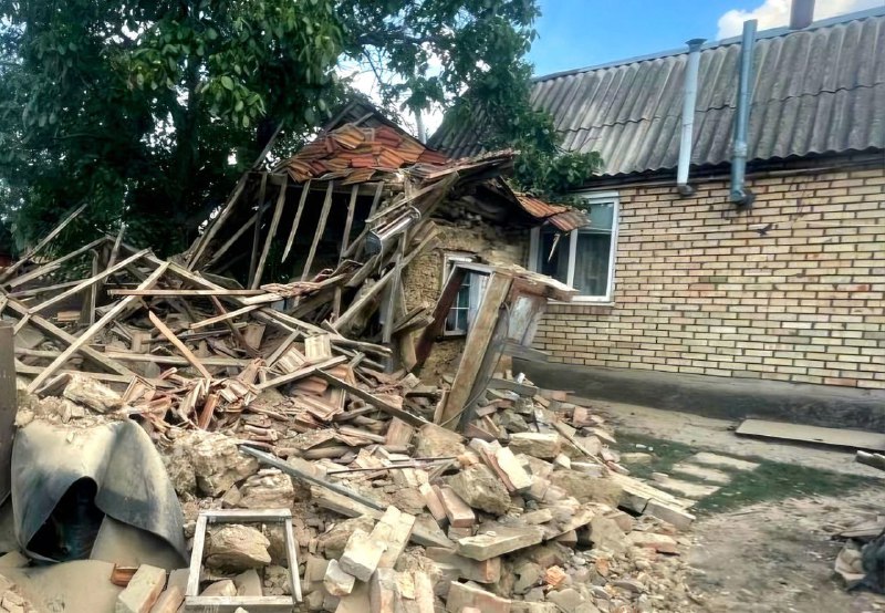 O exército russo bombardeou o distrito de Nikopol com artilharia e drones esta tarde