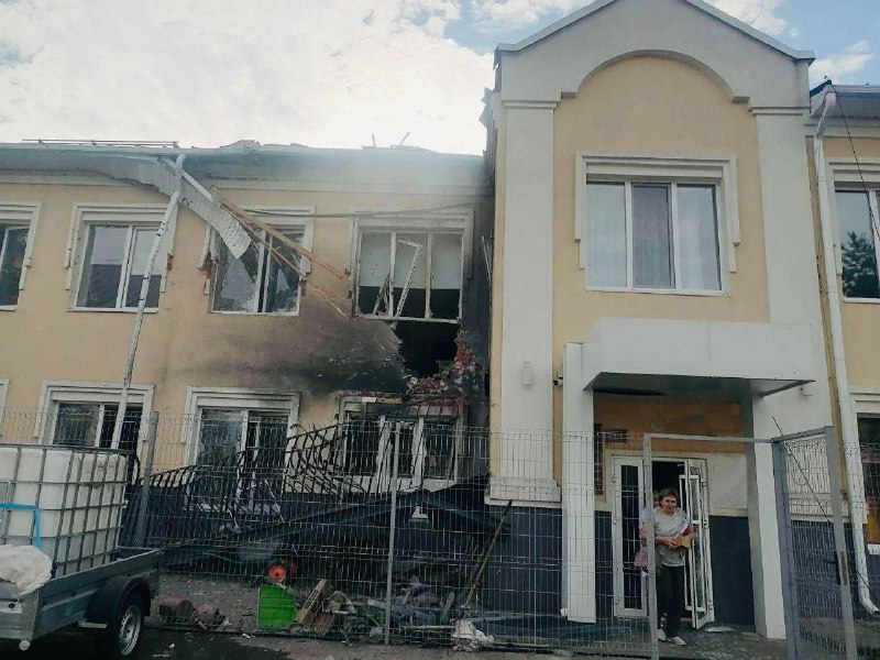 1 persona ferida com a conseqüència d'un bombardeig a Kolotilovka del districte de Krasna Yaruha, - autoritats locals