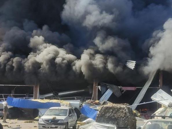 2 persone uccise e almeno 17 ferite a seguito di bombardamenti russi in un supermercato a Kostiantynivka, nella regione di Donetsk