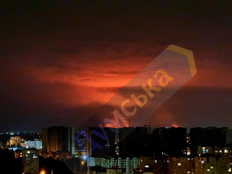 Grande incendio boschivo nella zona di confine tra Ucraina e Moldavia a Palanca