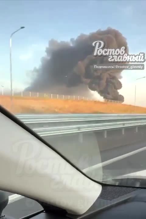 El depósito de petróleo de la empresa estatal rusa de reserva Atlas se incendió tras un ataque con drones cerca de Kamensk-Shakhtinsky, en la región de Rostov