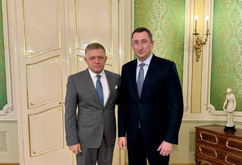 Styrelseordföranden för Naftogaz OJSC Oleksiy Chernyshov träffade Slovakiens premiärminister Robert Fico. De diskuterade samarbete för att stärka energitryggheten inför moderna utmaningar