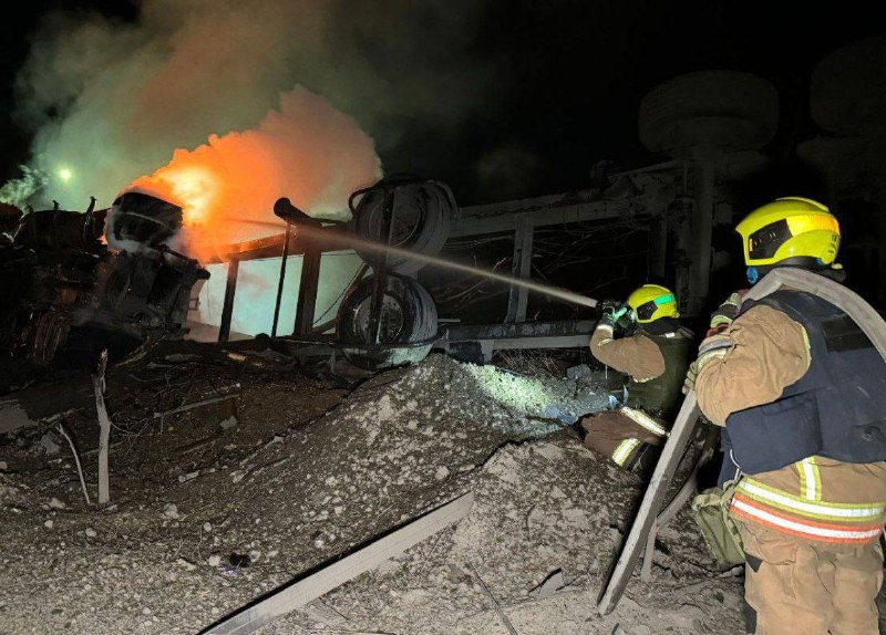 1 člověk zabit, 6 zraněno v důsledku ruského raketového útoku ve městě Dněpr