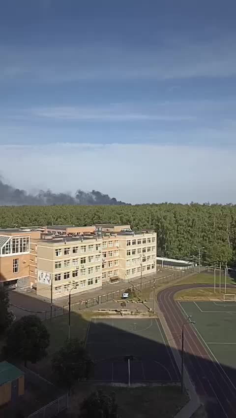 Brand in de fabriek in Vidnoye in de regio Moskou