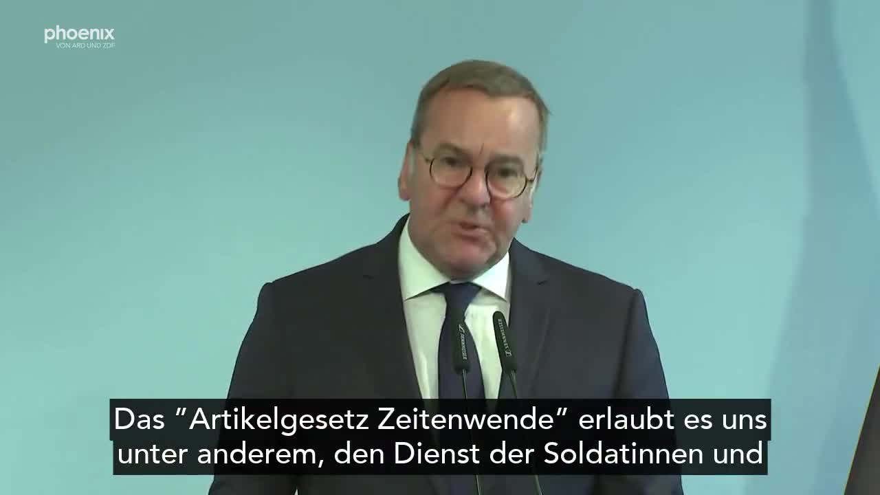 El ministro de Defensa, Boris Pistorius, ha declarado que la Ley del artículo sobre el punto de inflexión y el acuerdo adicional con Lituania son pasos extremadamente importantes en el camino de la Brigada Lituana. Permiten a los soldados servir de forma más flexible y mejoran las condiciones marco. @BMVg_Bundeswehr