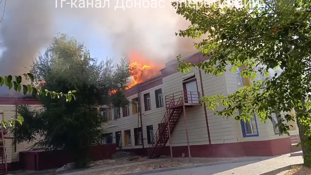 Destrucció a Lyman de la regió de Donetsk com a conseqüència dels bombardejos russos aquest matí