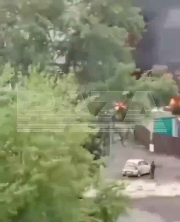 Een voertuig explodeerde in de Plechanovastraat in Moskou