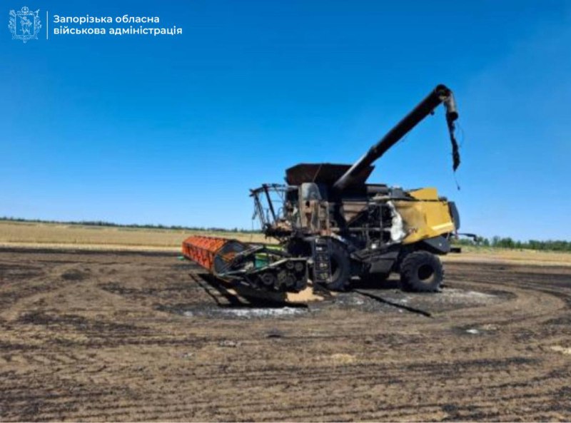Zaporizhia bölgesinin Polohy ilçesinde biçerdöverde FPV drone saldırısı sonucu 1 kişi yaralandı
