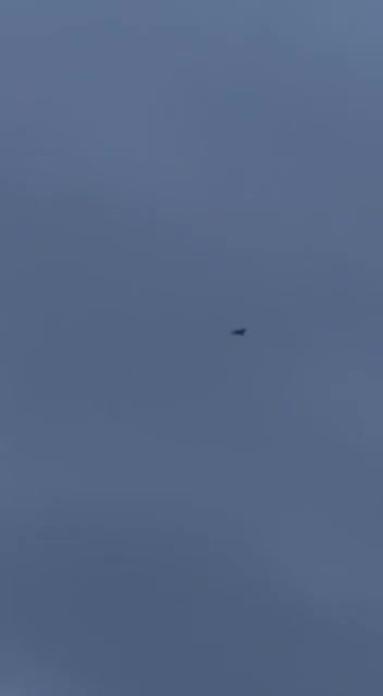 An Emergency Alert has been declared this morning throughout the Lithuanian capital of Vilnius, after an unknown drone, believed to likely be Russian, crossed into the country from Belarus and was spotted earlier over the city, with a mass search for the drone currently underway by the Lithuanian Police Force and Armed Forces. Residents are asked to report any further sighting or possible landing sites to authorities in Vilnius