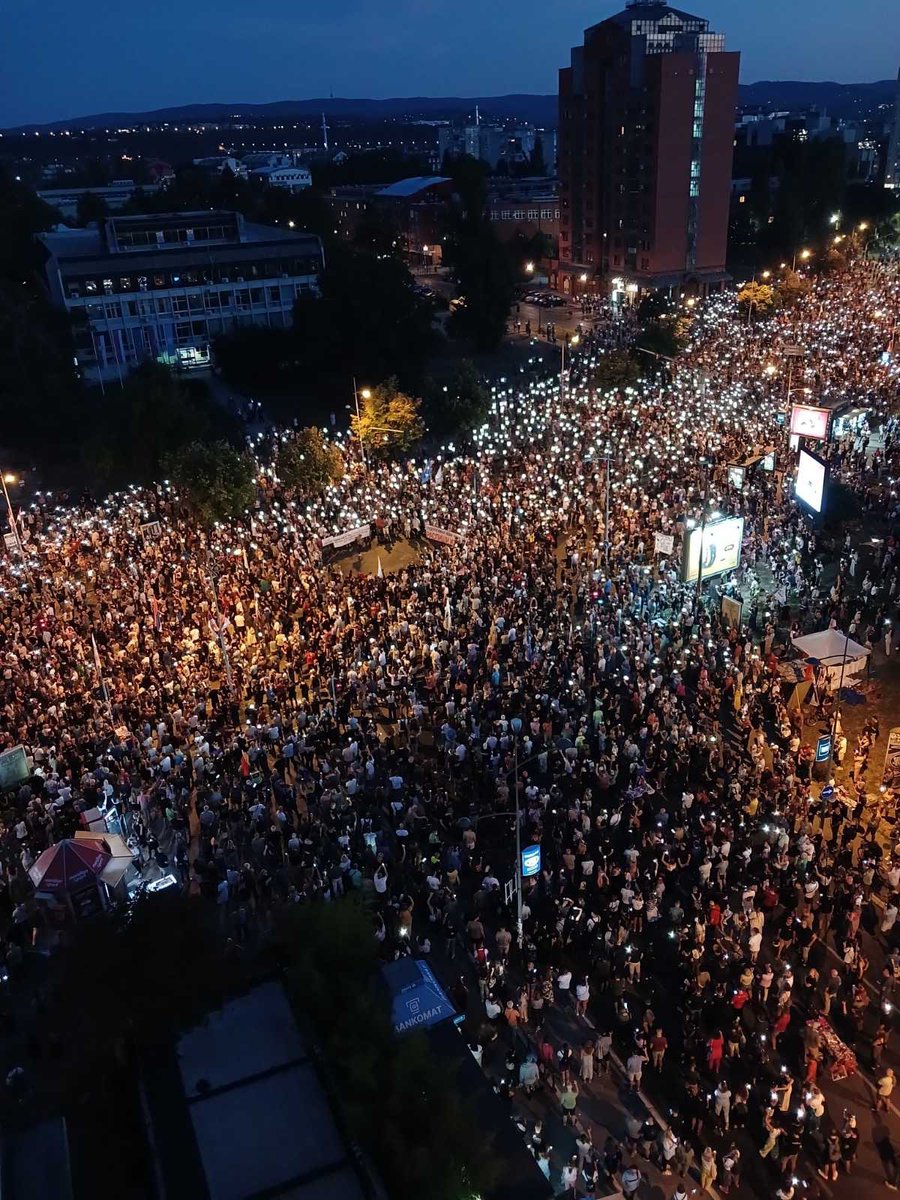 تظاهرات بزرگ ضد دولتی امشب در نووی ساد