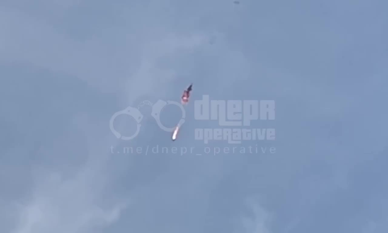 انفجارهایی در شهر دنیپرو گزارش شد، پدافند هوایی یک پهپاد را سرنگون کرد