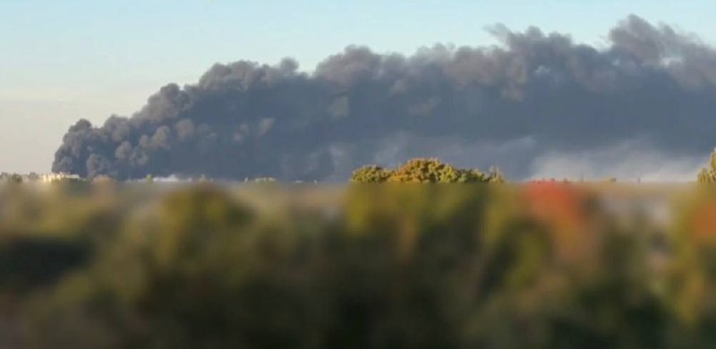 Rook stijgt op in Tsjernihiv na aanval op elektriciteitsinfrastructuur