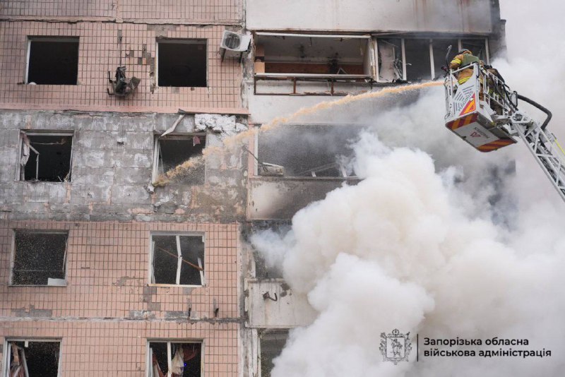 در پی حملات هوایی روسیه به خانه‌های مسکونی در زاپوریژژیا، دست کم ۲۱ نفر از جمله یک کودک زخمی شدند.