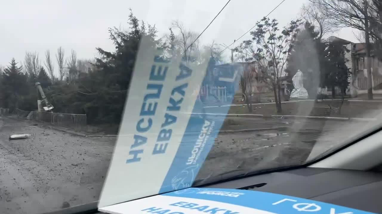 Druzhkivka'da düzenlenen hava saldırılarında 2 kişi öldü, 1 kişi yaralandı.