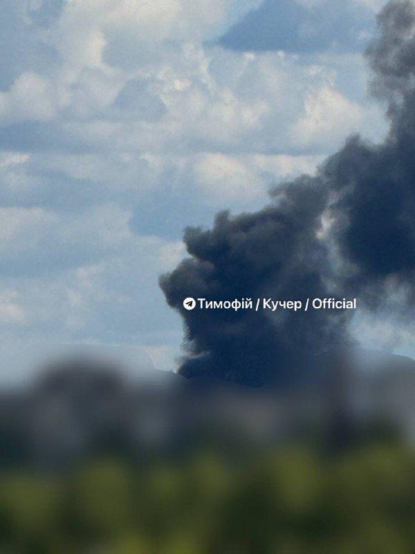 据报道，第聂伯罗市发生爆炸。无人机袭击