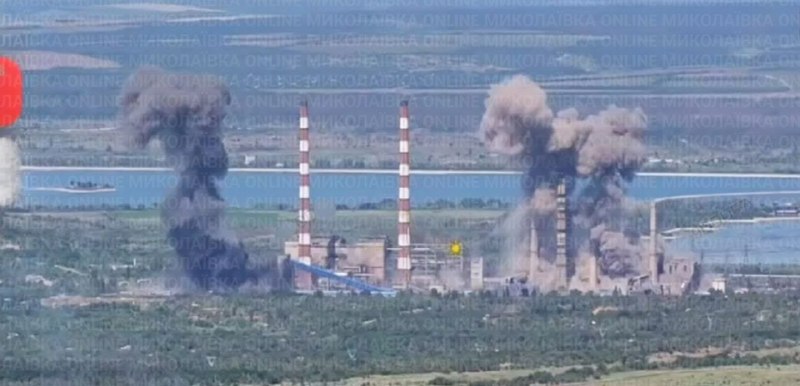 Повідомляється про 4 авіаудари по електростанції в Слов'янську