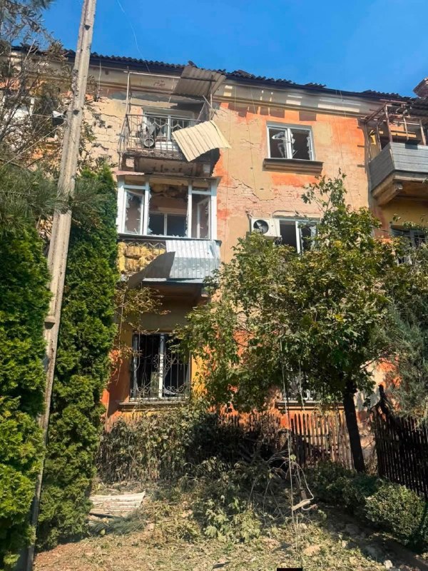 Acht mensen raakten gisteren gewond door Russische luchtaanvallen in Sloviansk.