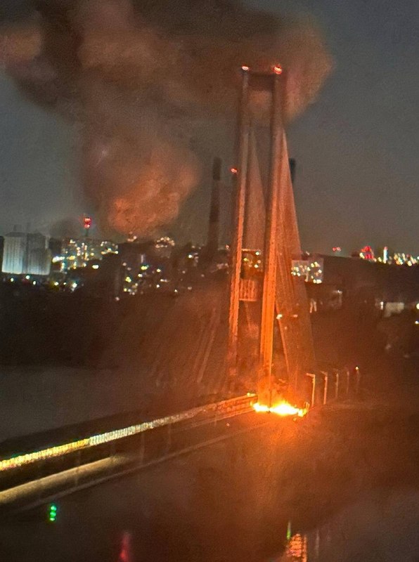 Nog een droneaanval op de brug in Pivdennyi, nabij Kyiv