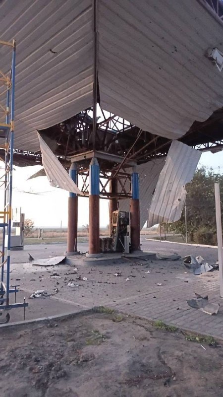 Russische troepen vielen een UKRNAFTA-brandstofstation in de regio Dnipropetrovsk twee keer aan.